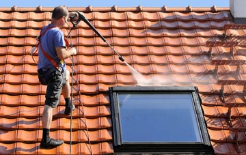 roof cleaning Aggborough, Worcestershire